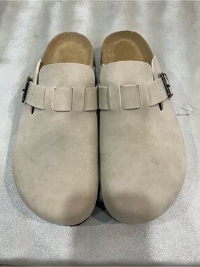 Cushionaire Women’s Cream Slip-On Mule with Buckle